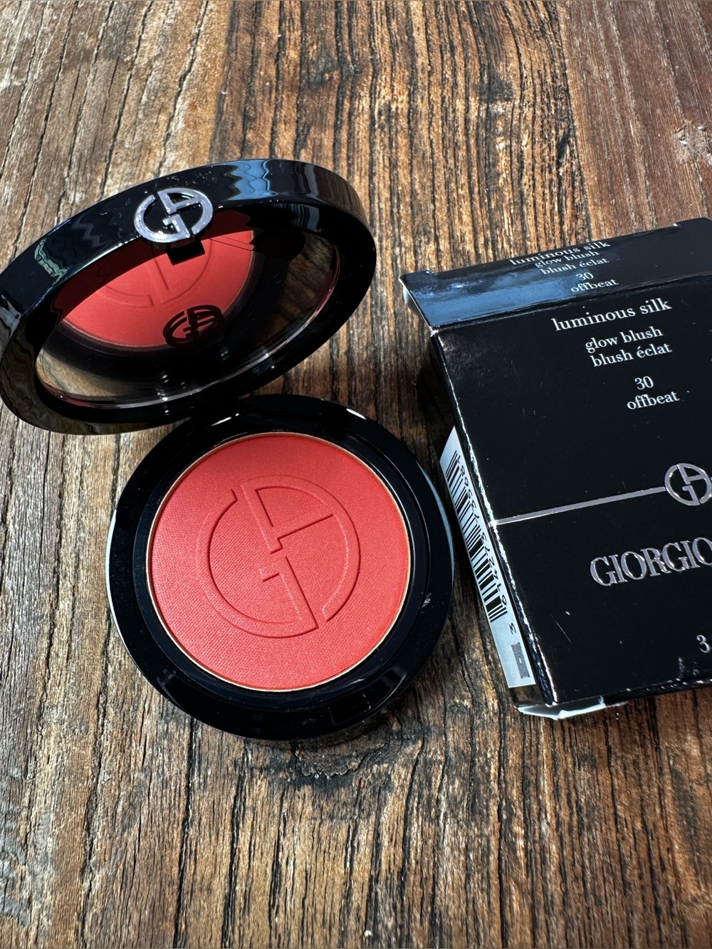 Giorgio Armani Luminous Silk Glow Blush -